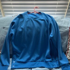 Soft and comfy lightweight sweatshirt.